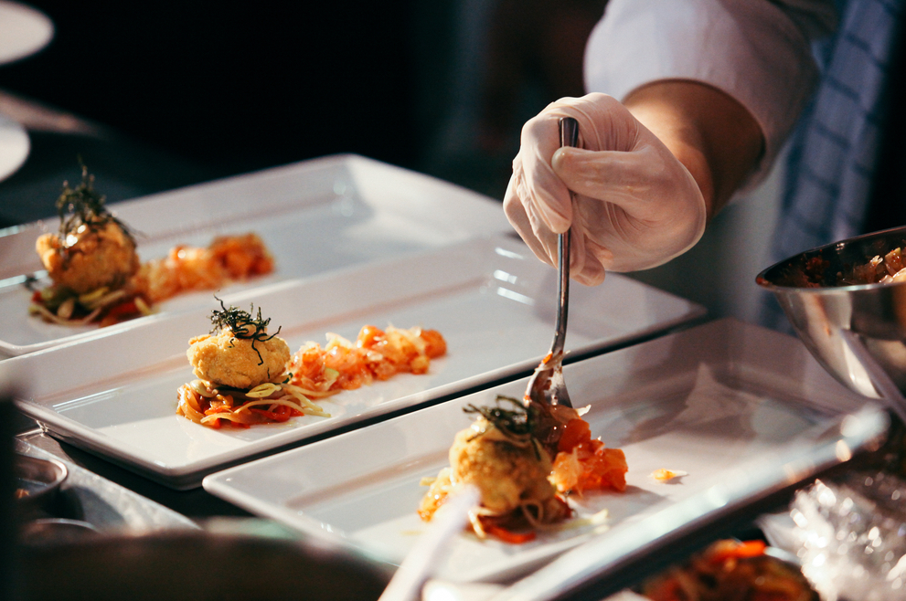 access to world class restaurants and nightlife