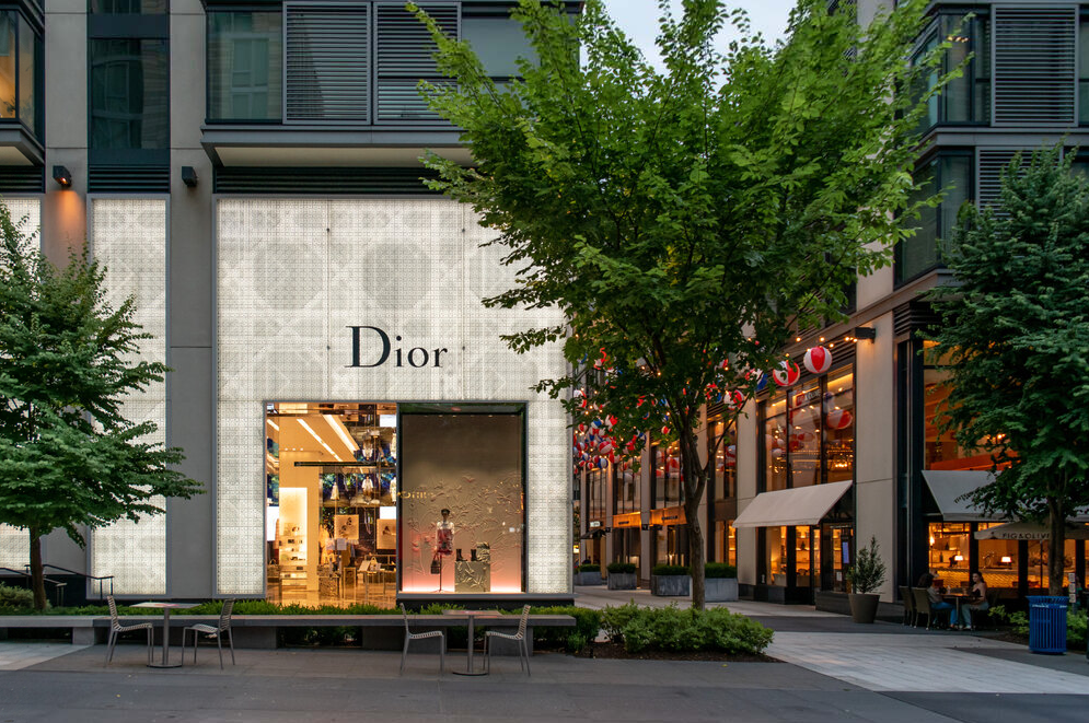 high end shopping and designer boutiques