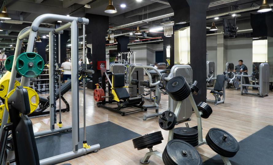 fully equipped fitness facility