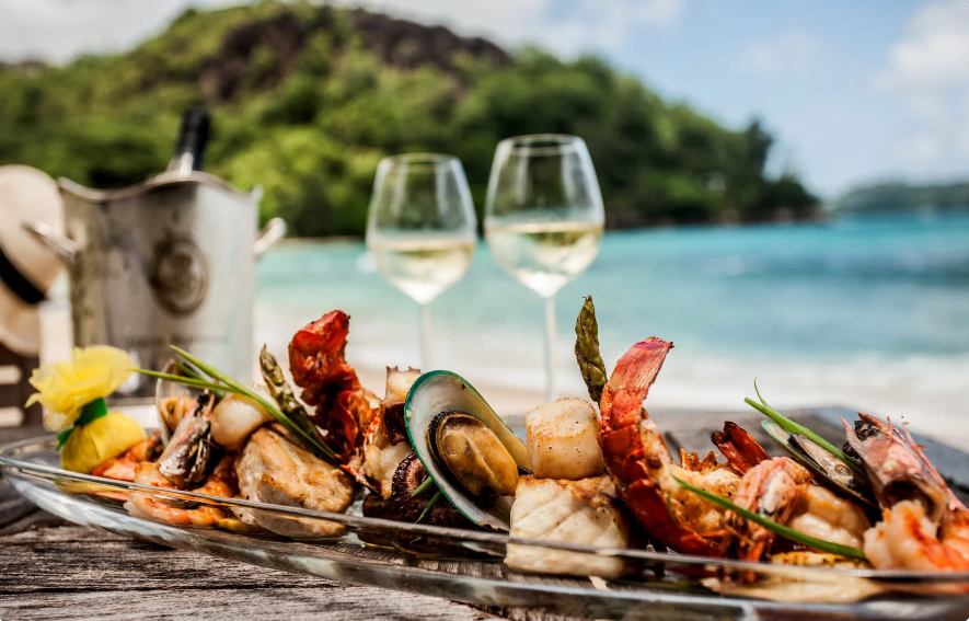 waterfront seafood dining