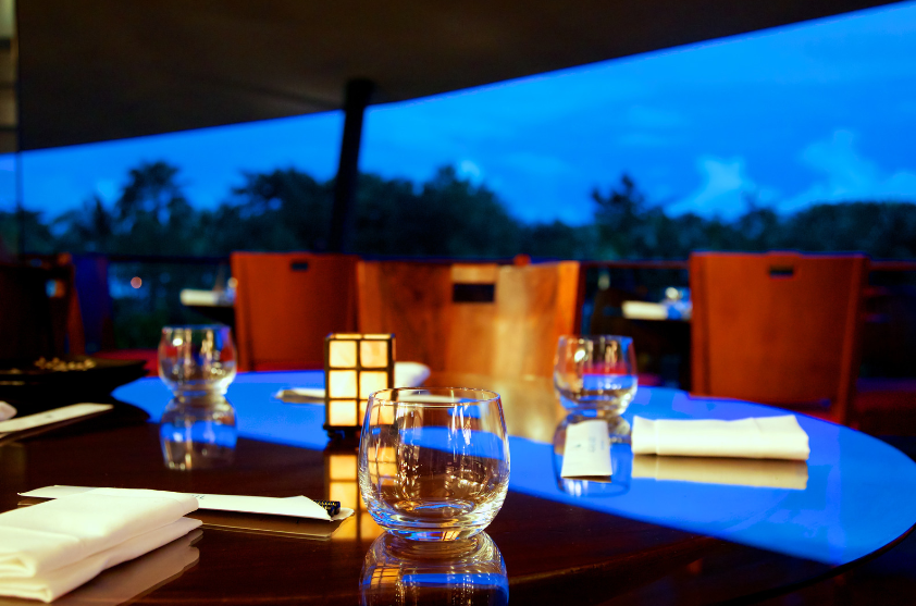 upscale shopping and dining 1