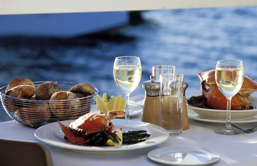 upscale shopping and dining